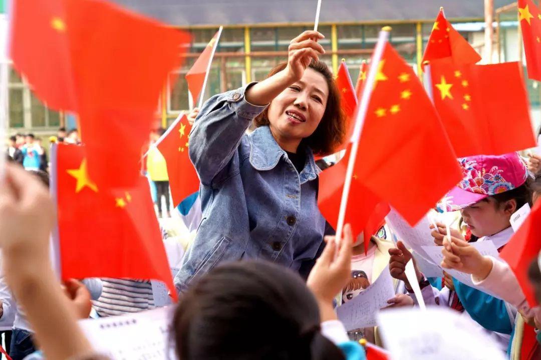 为被告人辩护等同于为罪恶辩护吗？游戏画面